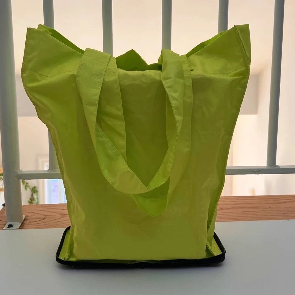 Lululemon Packable Lightweight Shopper Tote Green NWOT